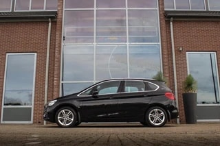 Thumbnail Mobil 6