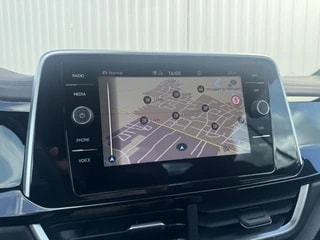 Thumbnail Mobil 8