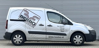 Thumbnail Mobil 6