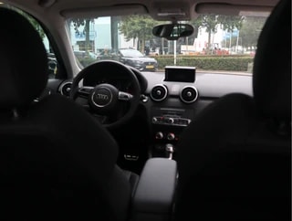 Thumbnail Mobil 8