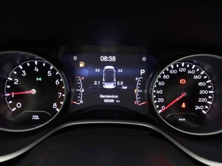Thumbnail Mobil 8