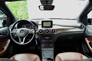 Thumbnail Mobil 4