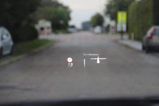 Thumbnail Mobil 10