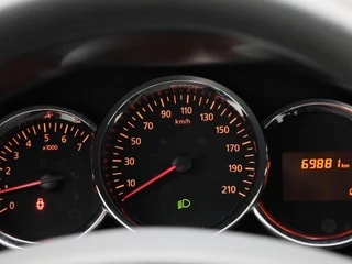 Thumbnail Mobil 8