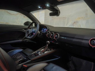 Thumbnail Mobil 8