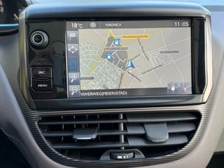 Thumbnail Mobil 6