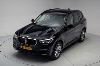 Thumbnail Mobil 10