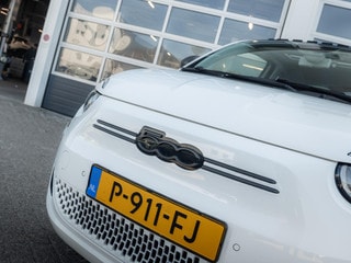 Thumbnail Mobil 10