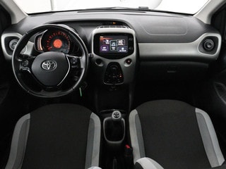 Thumbnail Mobil 7