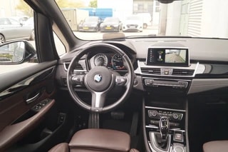 Thumbnail Mobil 10