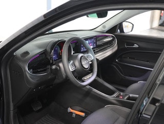 Thumbnail Mobil 10