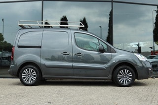 Thumbnail Mobil 6