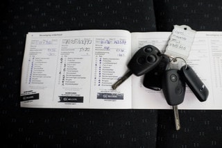 Thumbnail Mobil 6
