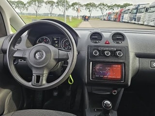 Thumbnail Mobil 8