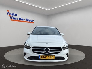 Thumbnail Mobil 9