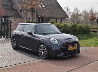 Thumbnail Mobil 4