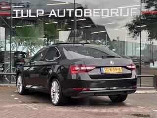 Thumbnail Mobil 9