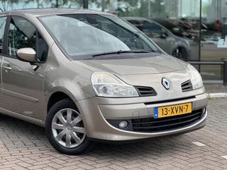 Thumbnail Mobil 6
