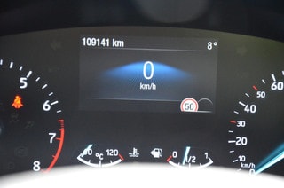 Thumbnail Mobil 4