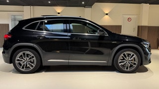 Thumbnail Mobil 8