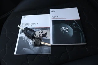 Thumbnail Mobil 4