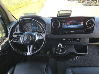 Thumbnail Mobil 8