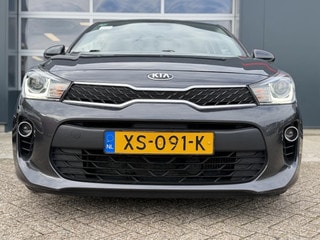 Thumbnail Mobil 4