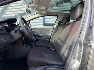 Thumbnail Mobil 4