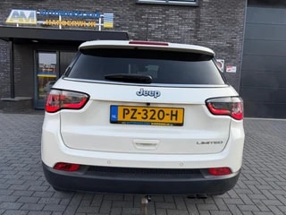Thumbnail Mobil 6