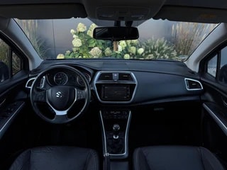Thumbnail Mobil 2