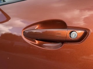 Thumbnail Mobil 7