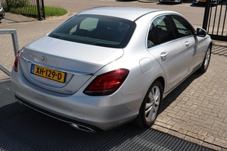 Thumbnail Mobil 10