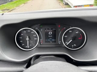 Thumbnail Mobil 7