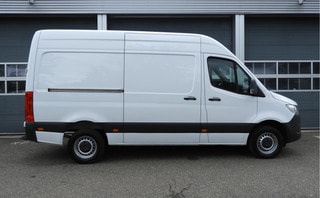 Thumbnail Mobil 4