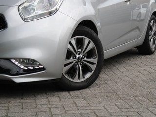 Thumbnail Mobil 4