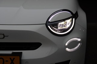 Thumbnail Mobil 4