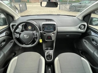 Thumbnail Mobil 6