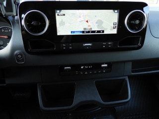 Thumbnail Mobil 10