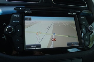 Thumbnail Mobil 6