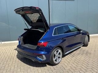 Thumbnail Mobil 6