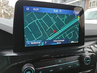 Thumbnail Mobil 4