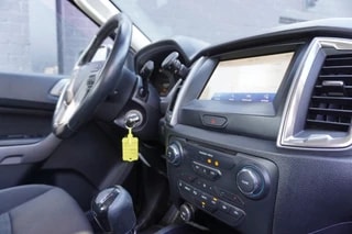 Thumbnail Mobil 3