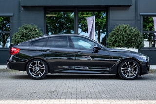 Thumbnail Mobil 10