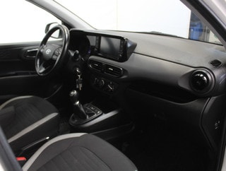 Thumbnail Mobil 6