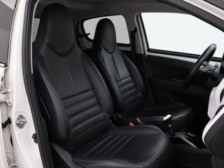 Thumbnail Mobil 4