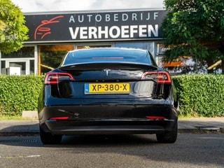 Thumbnail Mobil 8
