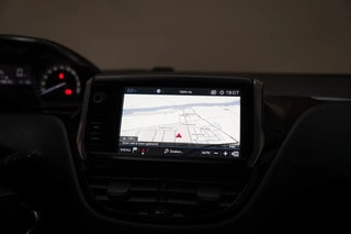 Thumbnail Mobil 7