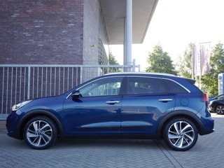 Thumbnail Mobil 6