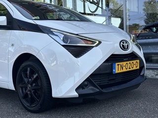 Thumbnail Mobil 6