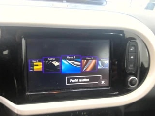 Thumbnail Mobil 7